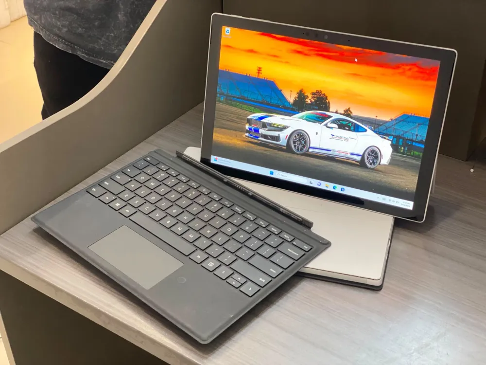 Microsoft Surface Pro 7