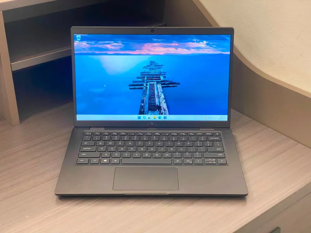 Dell Latitude 7320